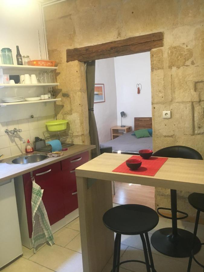 Appart Sympa Dans Le Vieux Nimes Exterior foto